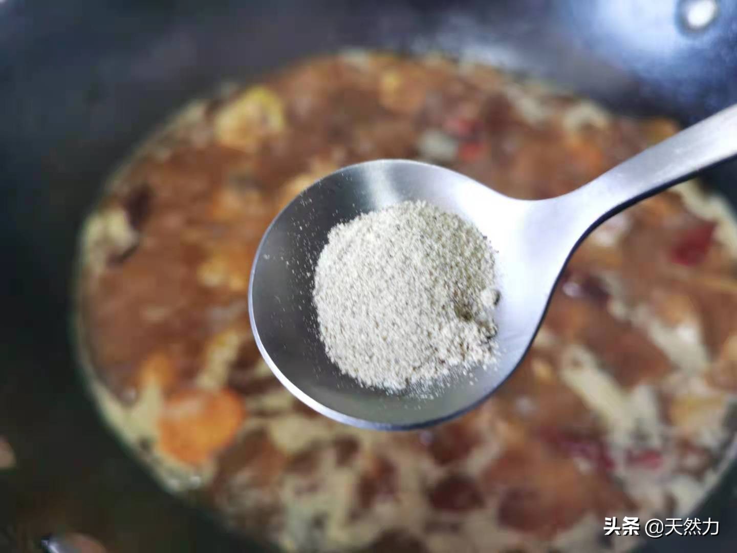 炒鸡怎么做不腥又好吃,炒鸡怎么做才能又香又嫩