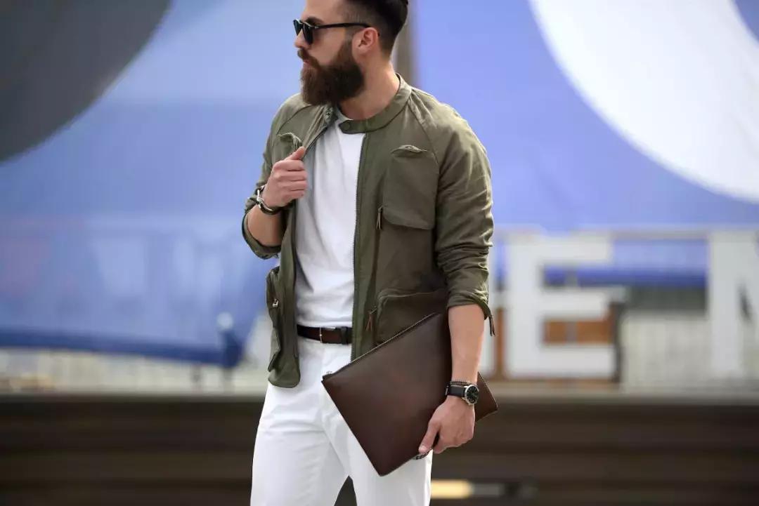 男士应该选择什么腰带,男士目前比较流行的腰带