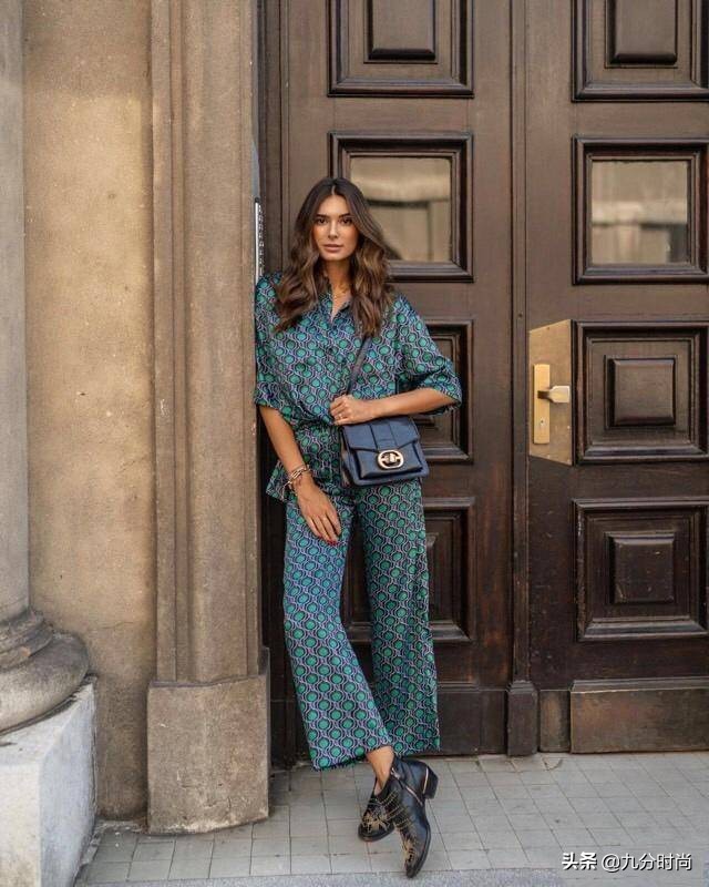 最近大火的“布洛克鞋”，居然可以这么时髦百搭！配裙子裤子都美