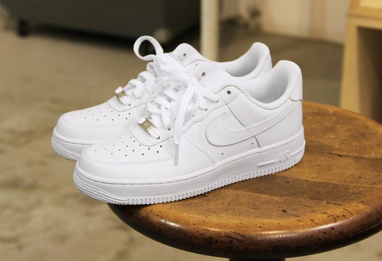50年后，让你的孙子也穿上纯白AF1—日常吹AF1