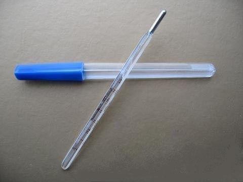 水银体温计打碎汞中毒潜伏期,水银体温计打碎了用碘伏处理