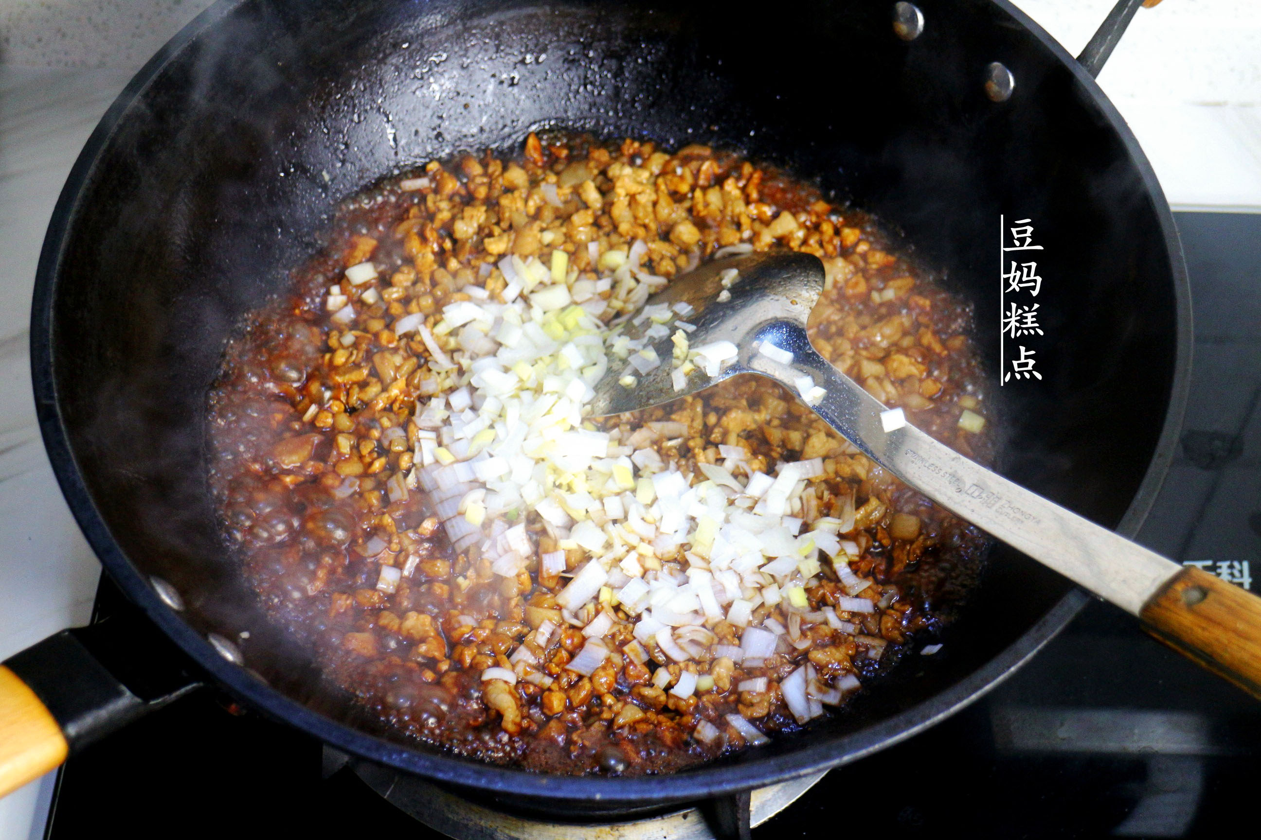 过年我家必做的6种小零食,过年每家必弄的包子