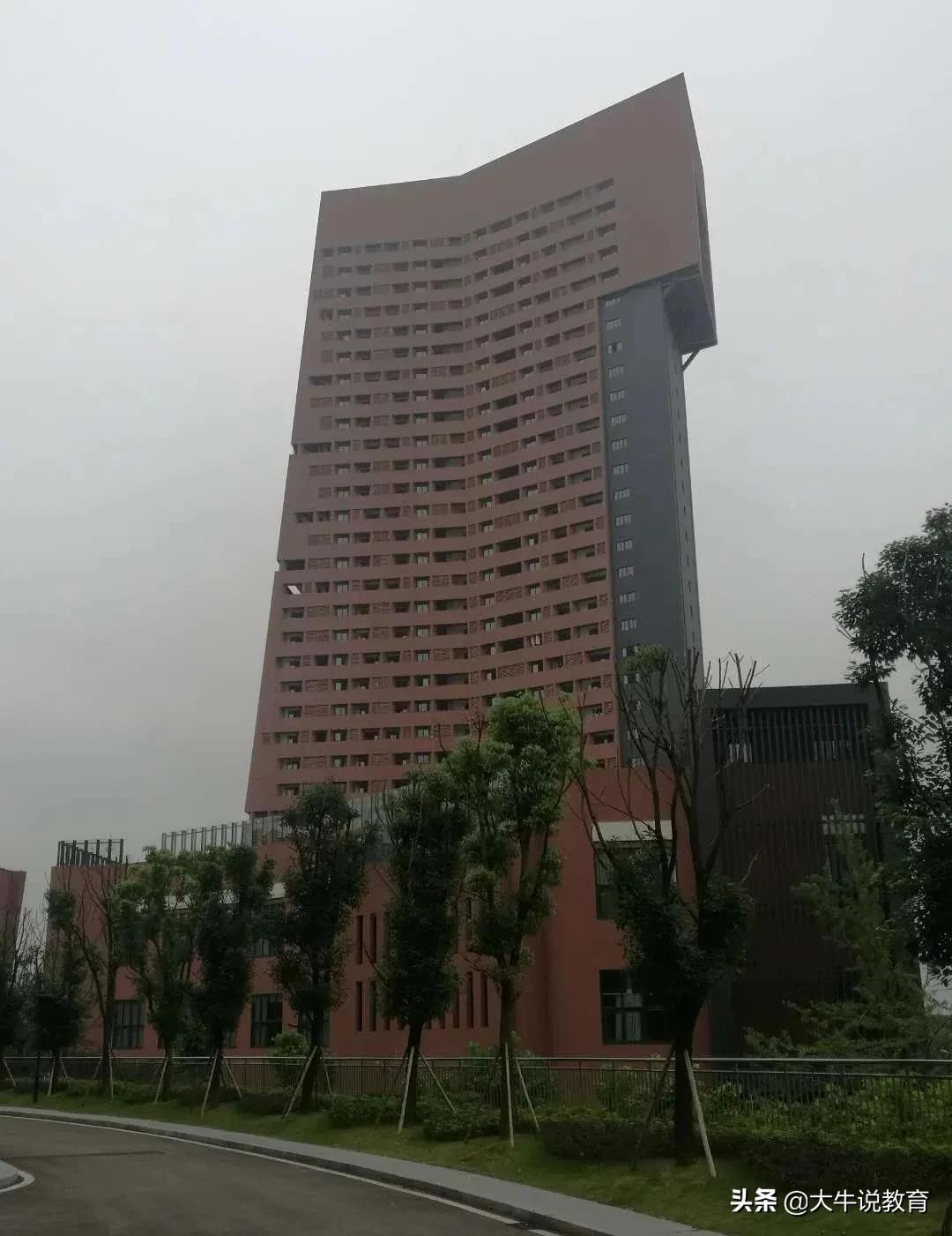 重庆一中文科高考排名前50,重庆一中高中本部怎么样