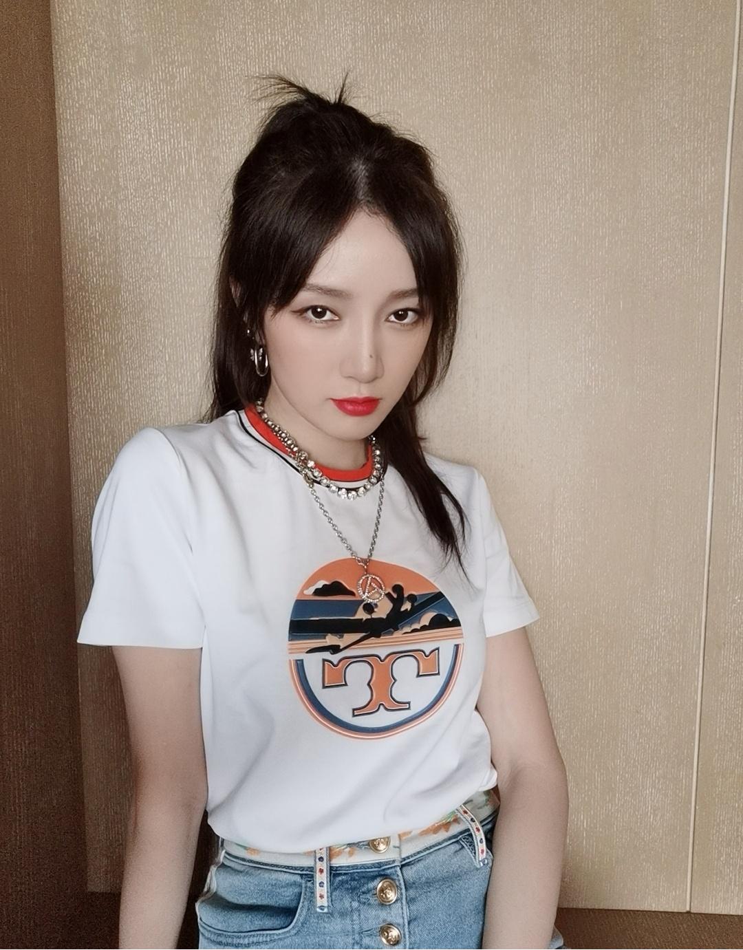 孟佳撞脸明星,孟佳撞脸陈乔恩