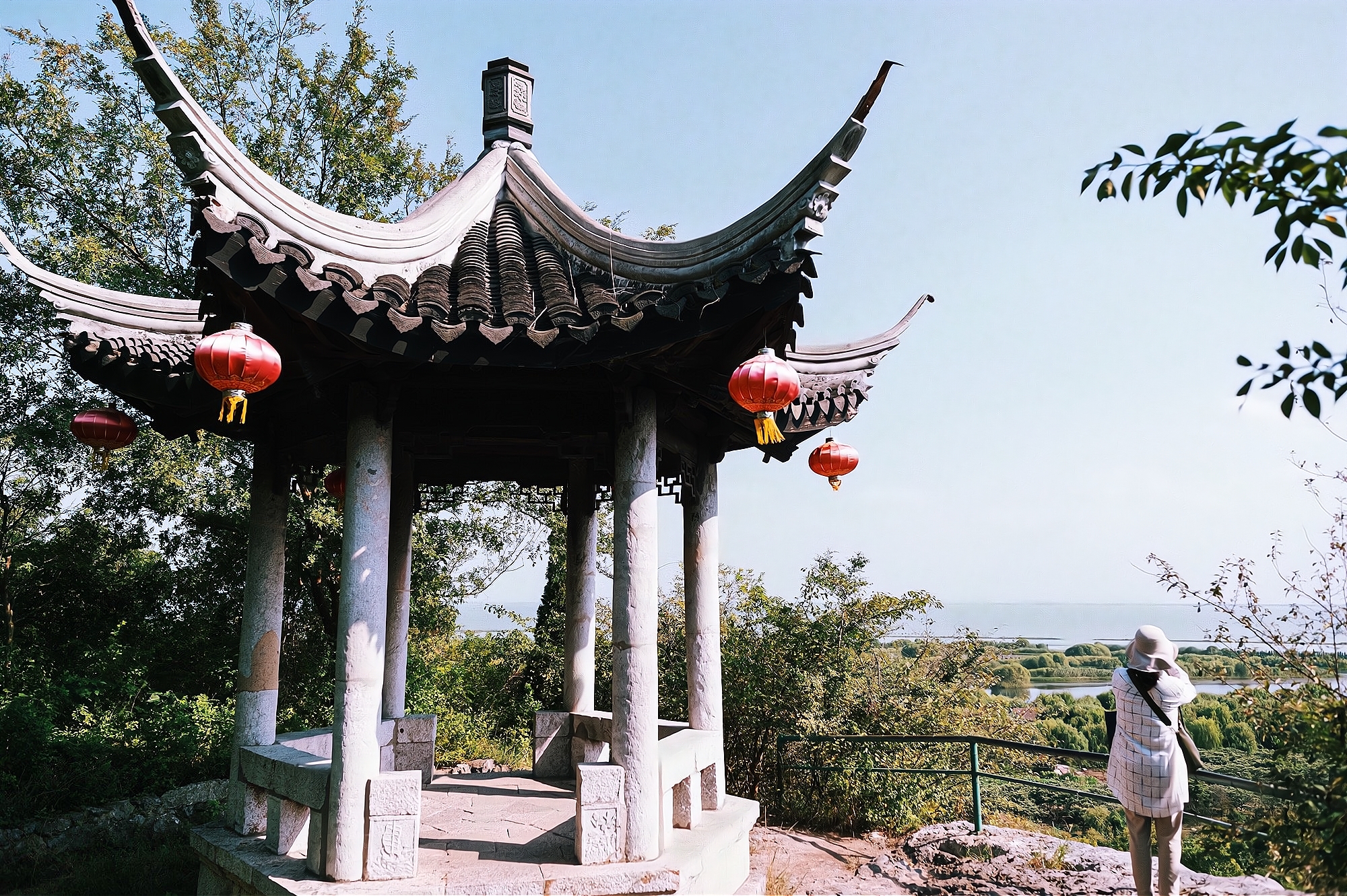 苏州太湖中像蟠桃的小岛,苏州太湖边隐藏着一个世外桃源