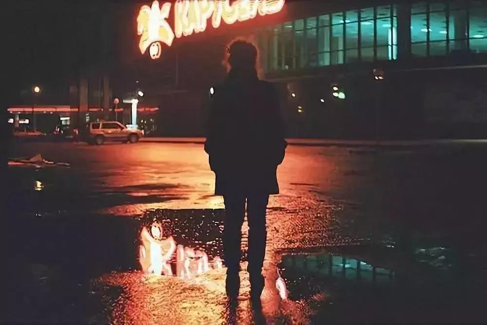 底薪10000的销售,销售底薪10000是什么水平