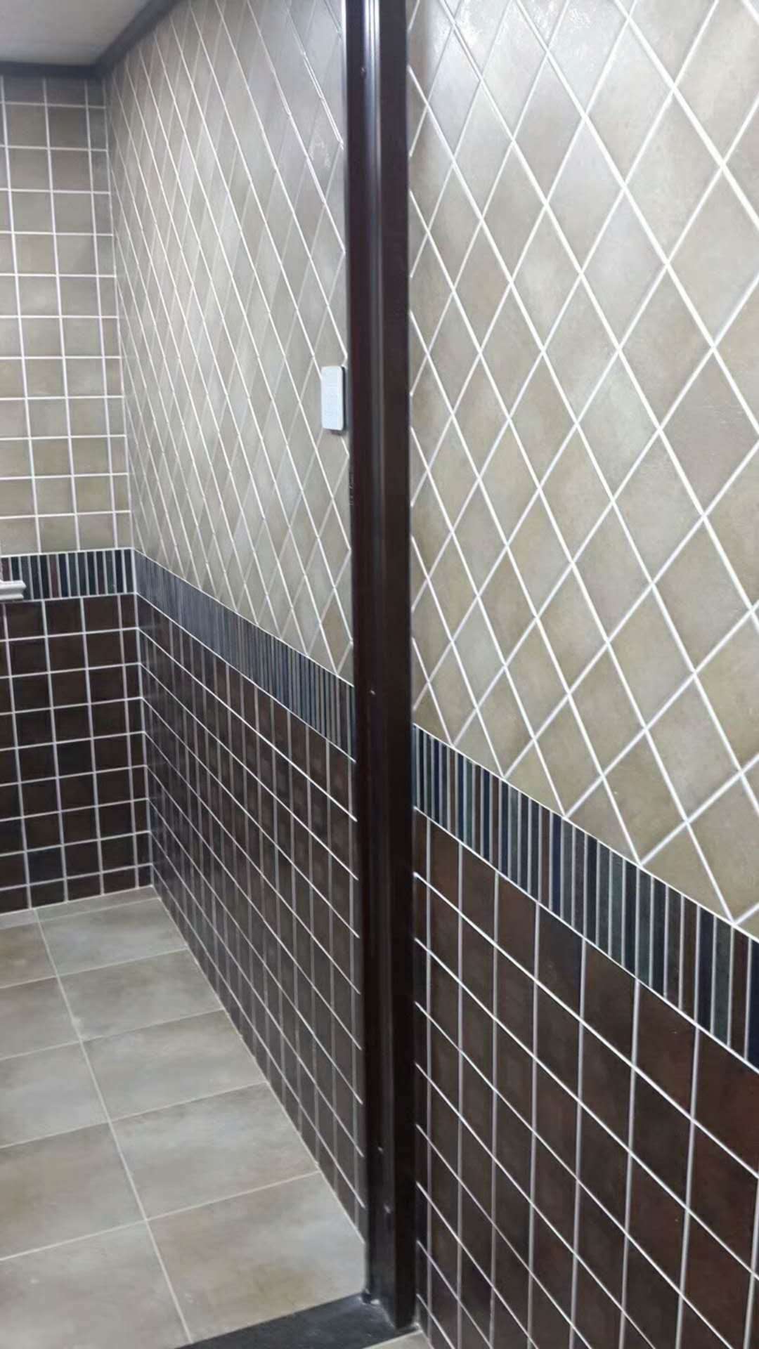 美缝剂为啥做出来一条缝特别明显,美缝怎么做不浪费美缝剂