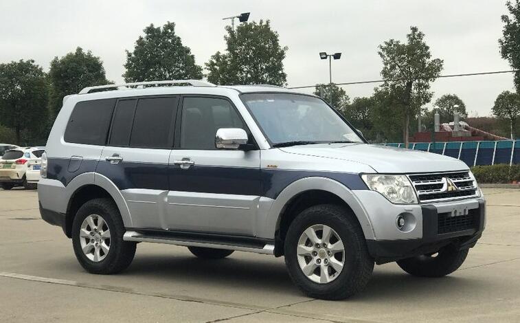 最新款三菱帕杰罗山猫概念车,全新三菱帕杰罗山猫回归