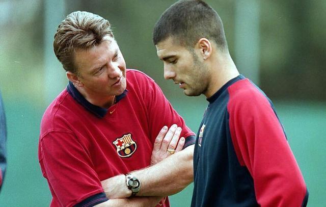 范加尔：瓜迪奥拉的无锋阵来源于我的战术思维，哈兰德多半来英超