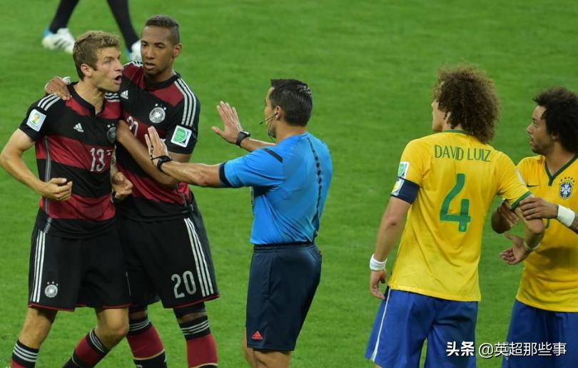 转行!墨西哥主裁担任西乙球队主帅,曾执法德国7-1巴西比赛