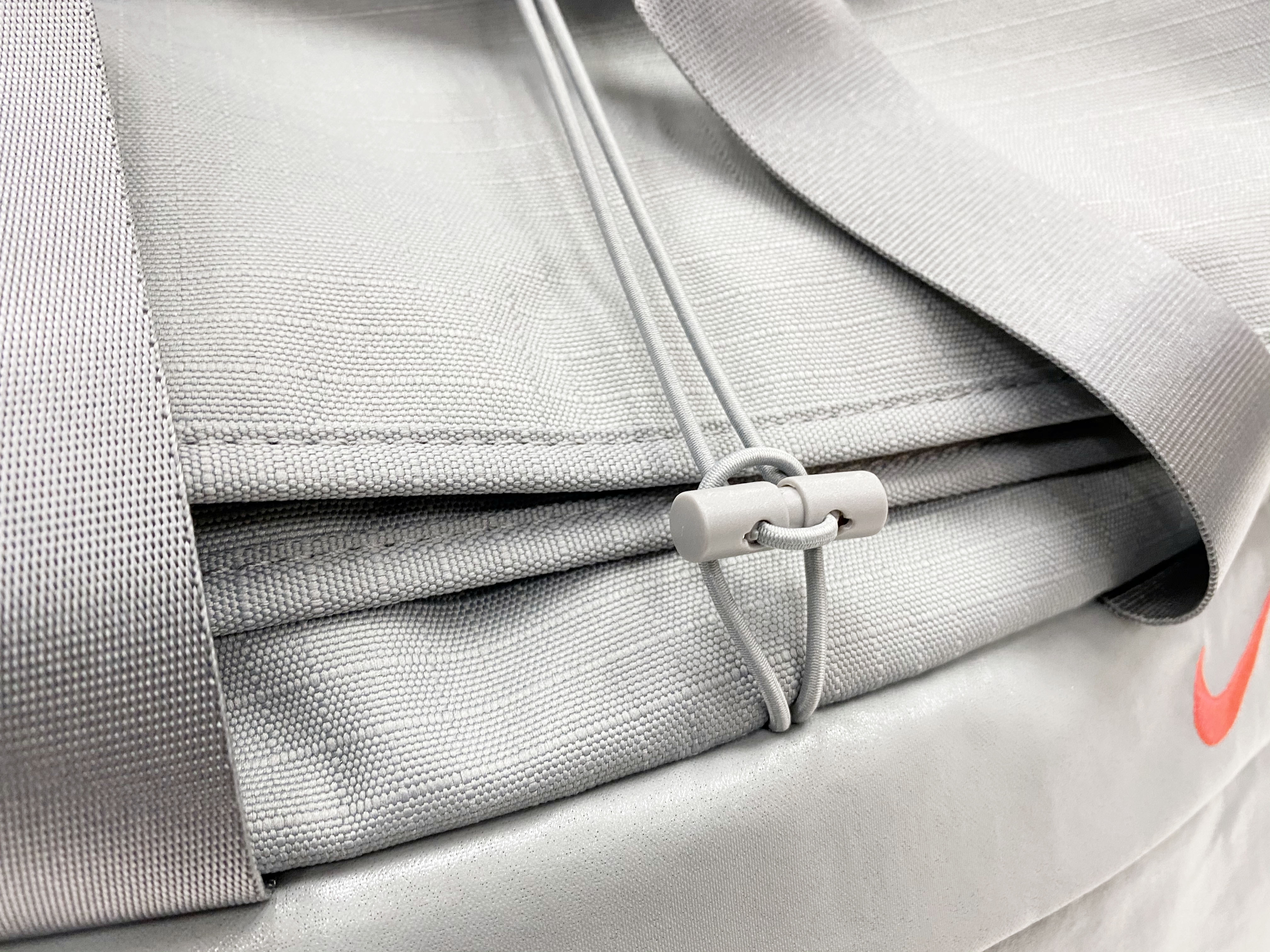 nikeradiate书包测评,nike双肩包休闲运动测评