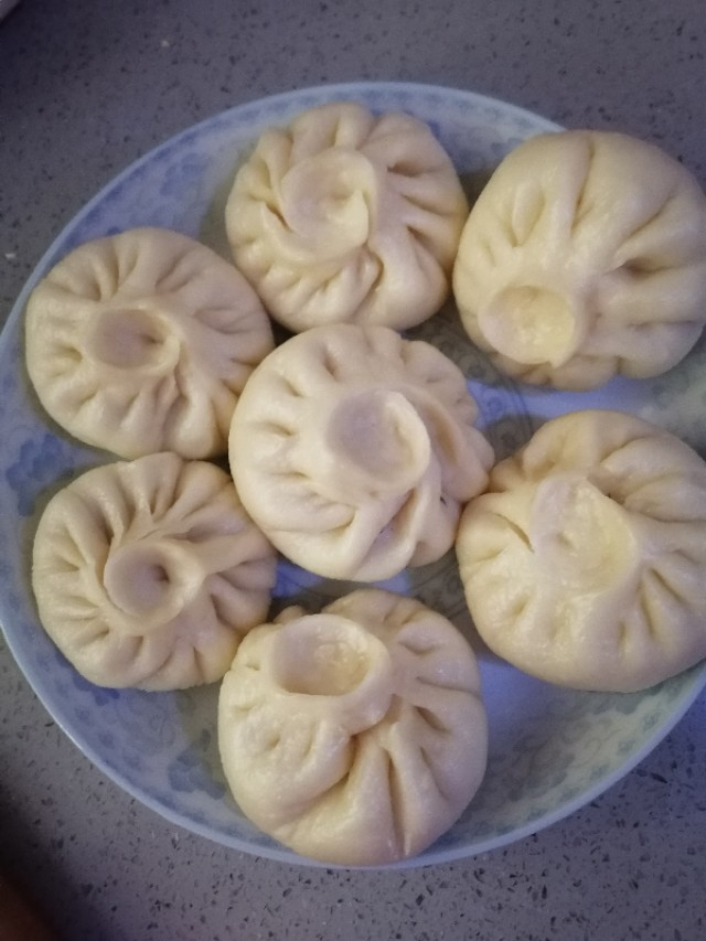 宝宝核桃红枣包子怎么做,补脑核桃包的做法