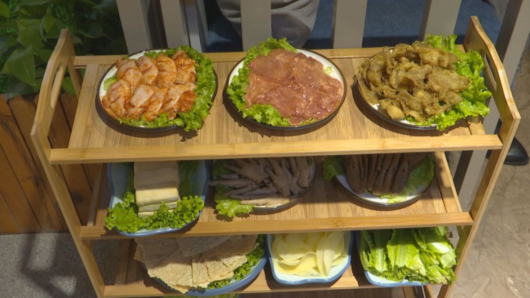 探寻银杏广场美食街，快带上你的味蕾加入我们吧！！