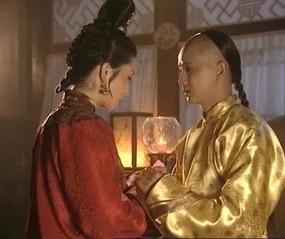 赫舍里氏皇后为什么受康熙宠爱,赫舍里氏是康熙的皇后吗