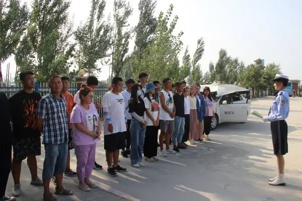 营口大石桥交警队电话,营口大石桥交警