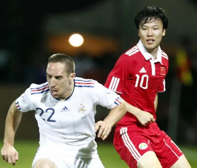 国足历史上最厉害的三个球员,国足最强的十大球员