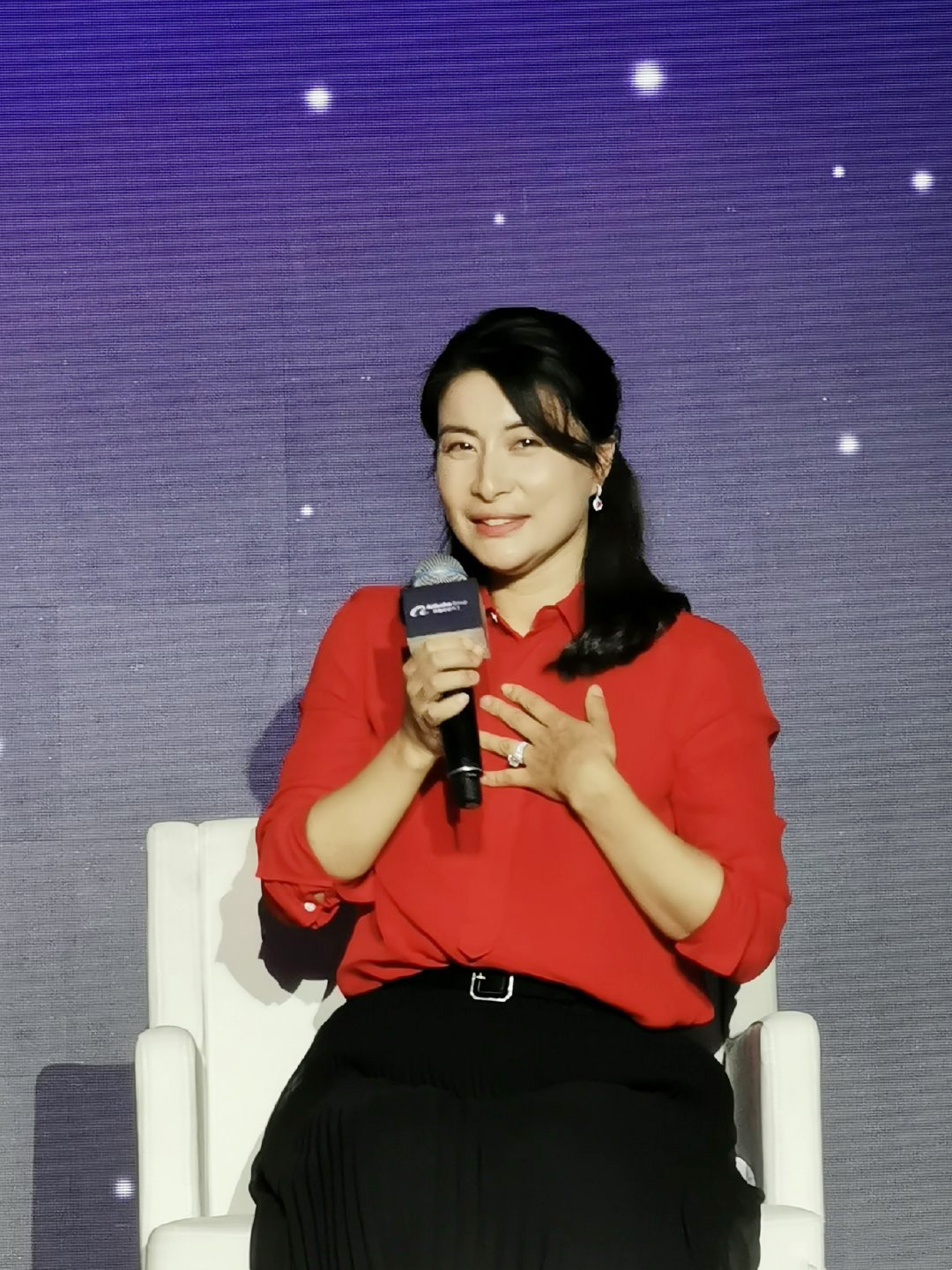 郭晶晶为奥运健儿保驾护航,郭晶晶是因为长相旺夫被霍家宠爱