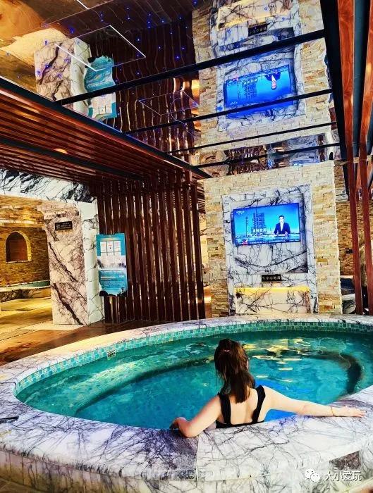 周边游玩推荐适合带孩子温泉,适合带孩子游玩的室内温泉水世界
