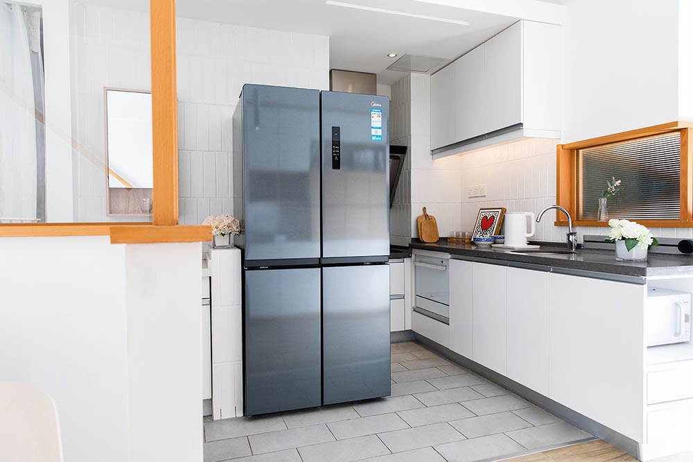 选冰箱主要关注配置,美的冰箱465和471哪个性价比高