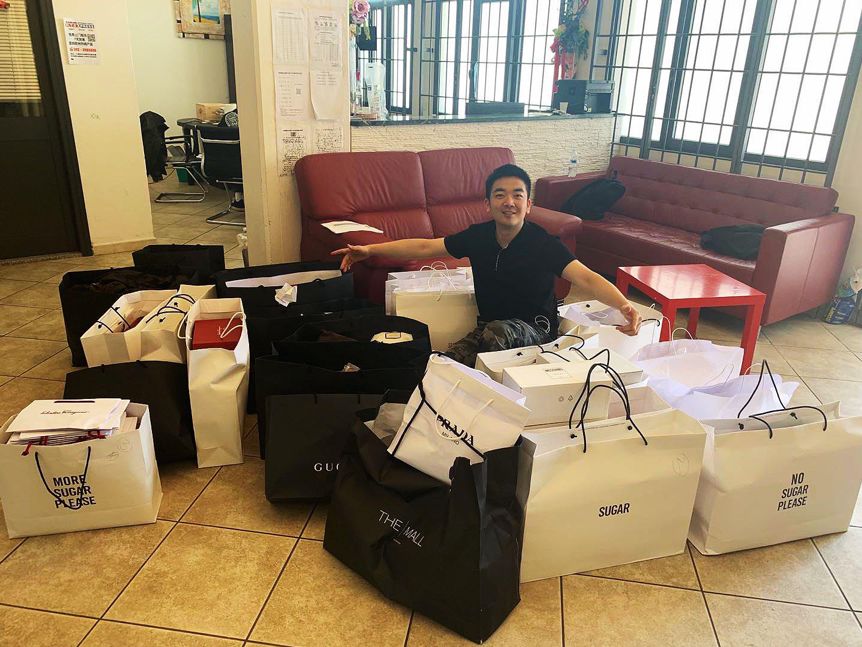 美国留学生做直播,留学生直播赚钱