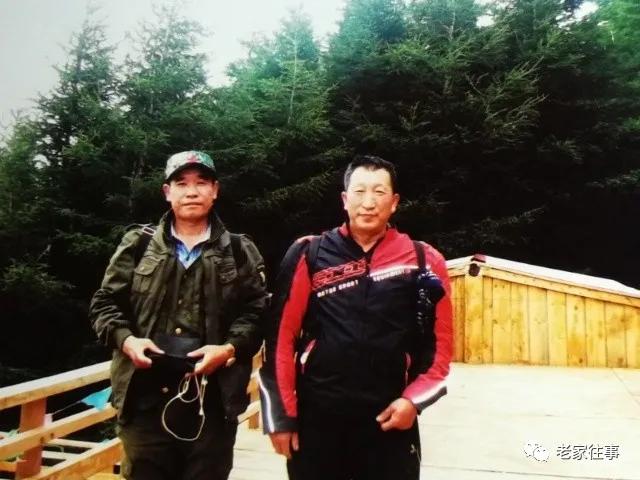 骑摩托车去旅行,拉着摩托车去旅行