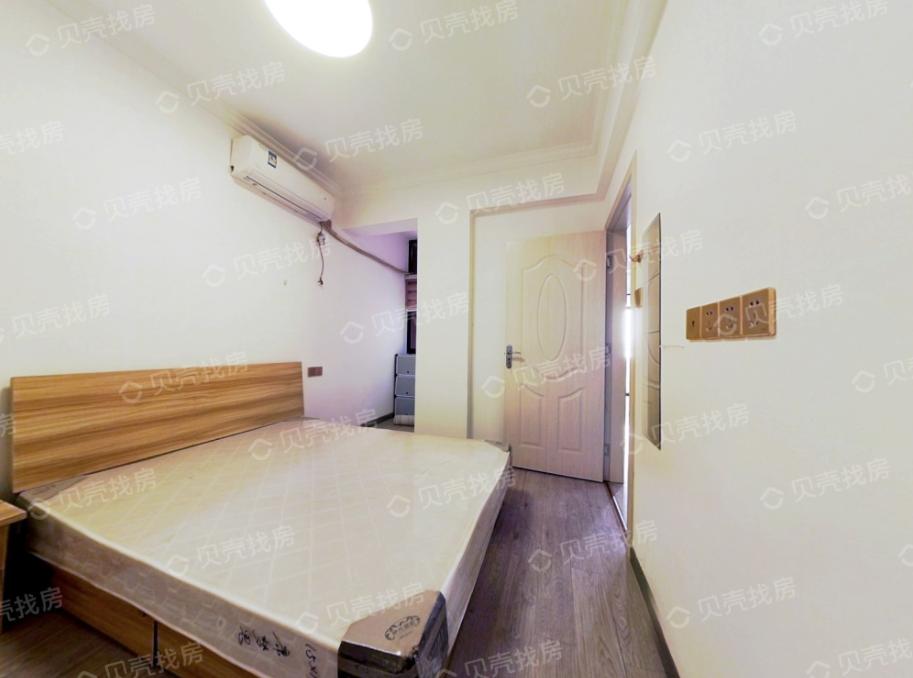 精装二手房100万,91平三房二卫南向精装96万快来抢