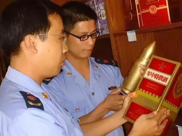 “军中茅台”确认是假酒！不要再被骗了……