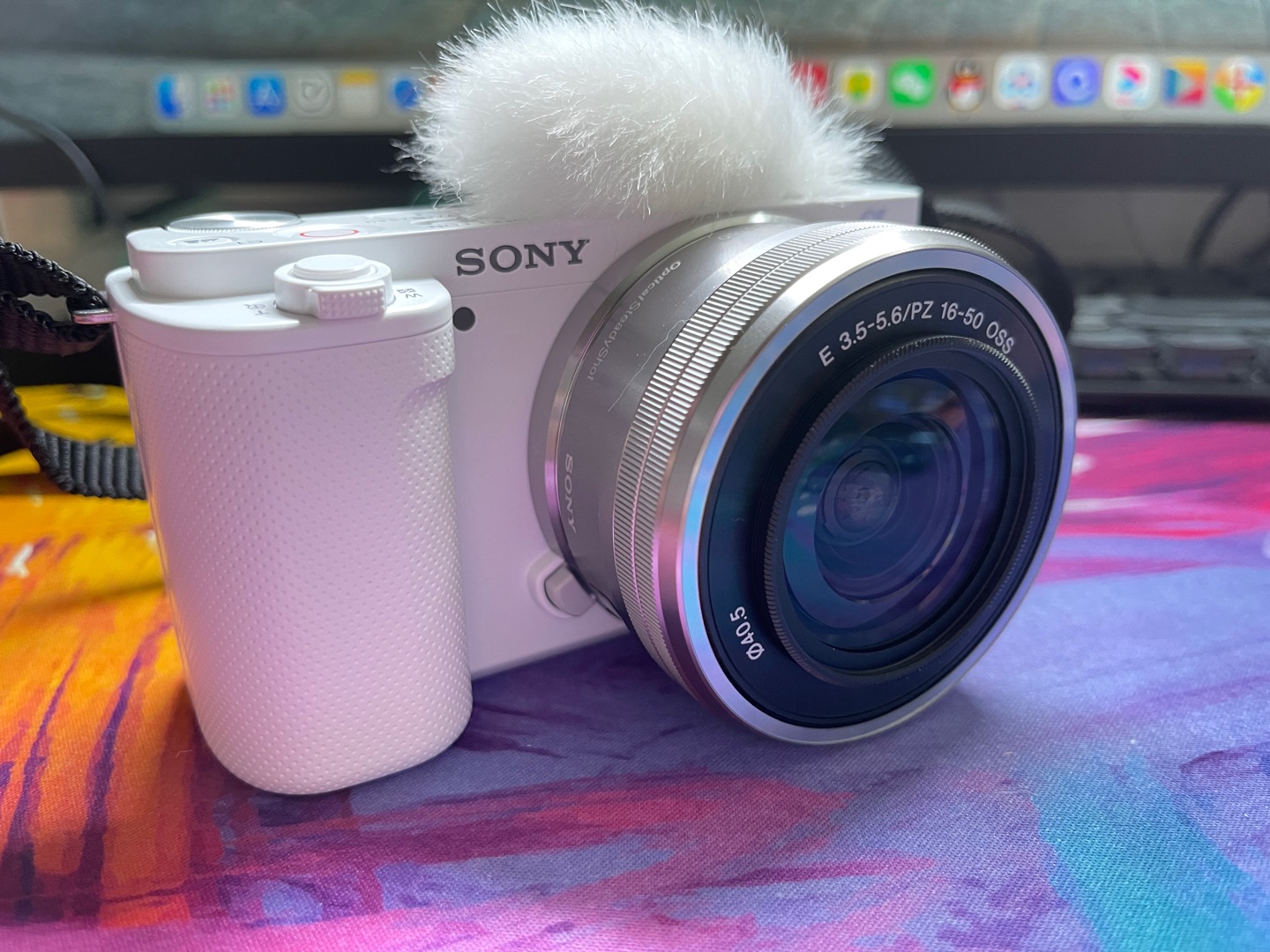 索尼zv-e10配适马500f1.4的镜头如何,索尼zv-e10相机视频效果