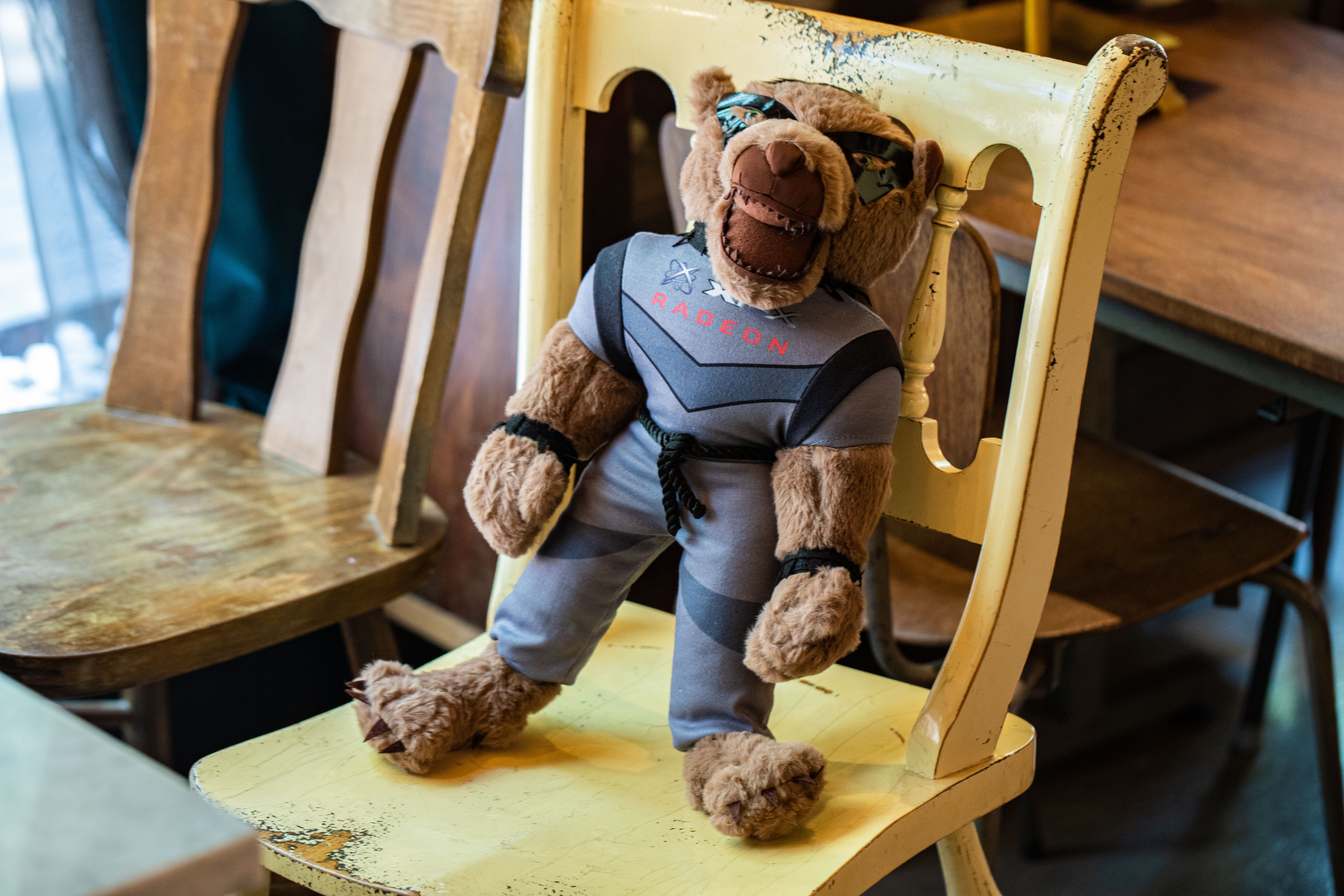 讯景xfxrx5908g黑狼版,xfx讯景rx5708g黑狼版