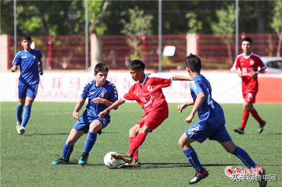 许家印直飞武里南视频,许家印现身马德里助威恒大杯