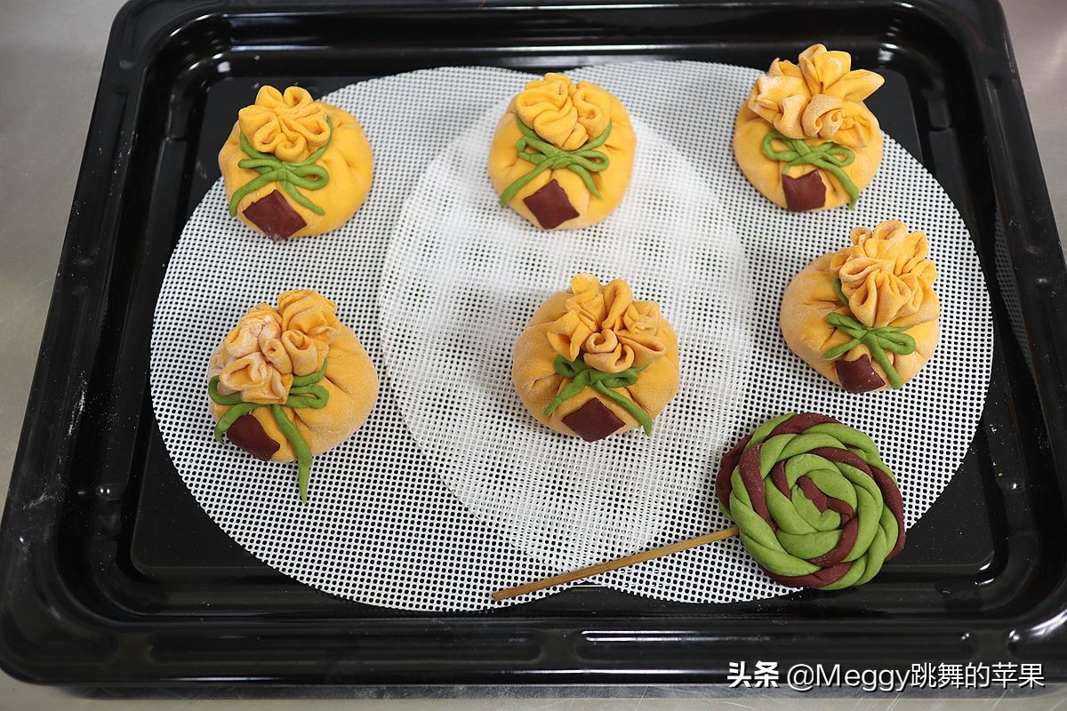 包子一次性醒发视频,福袋大包子的包法