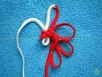 单绳隔珠打结视频教程,手串伸缩加珠绳打结法