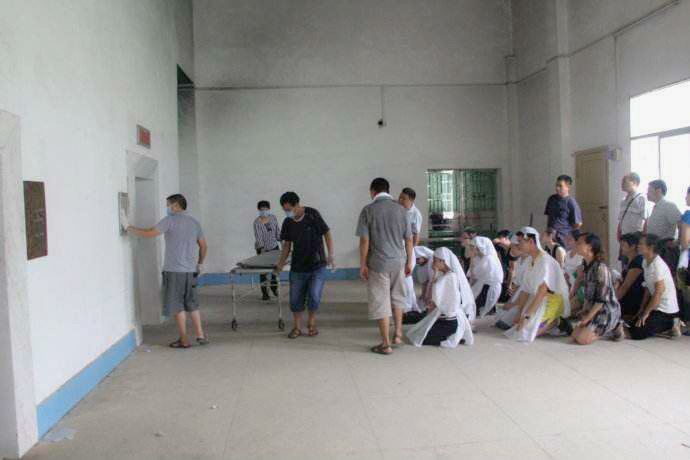 三岁之前不要带孩子去寺庙,带孩子去寺庙祈福回来经常受伤