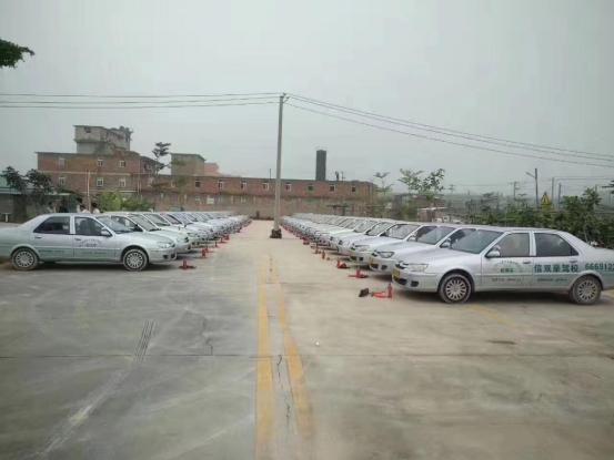 科目二倒车入库车身不正怎么修正,科目二s弯入口时车身不正怎么办