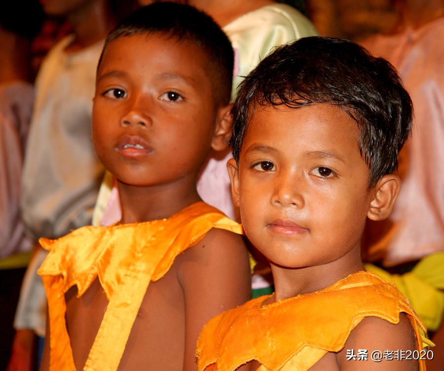 不同国家孩子的照片,十个国家最美的小孩图片