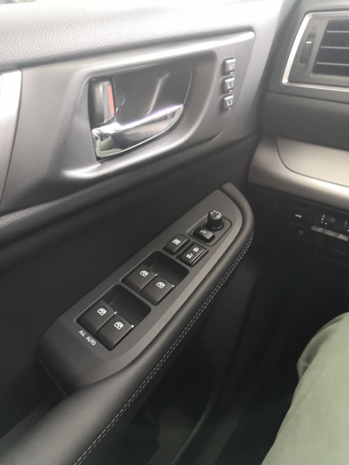 输得不冤下一句,斯巴鲁力狮最新款试驾