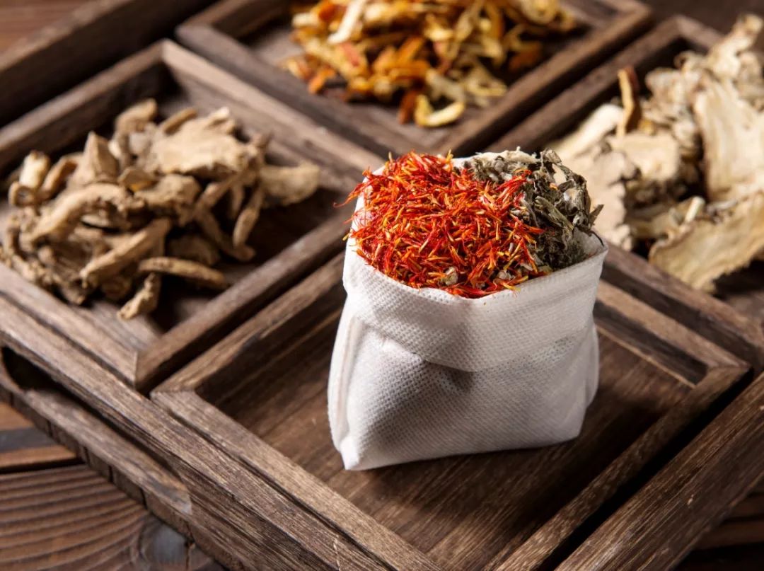 泡脚减肥60天瘦46斤,泡脚减肥要加什么材料一周瘦十斤