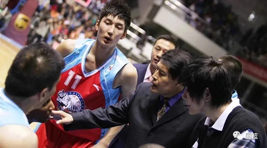 新疆广汇新赛季队长,乌鲁木齐天山区交警队队长