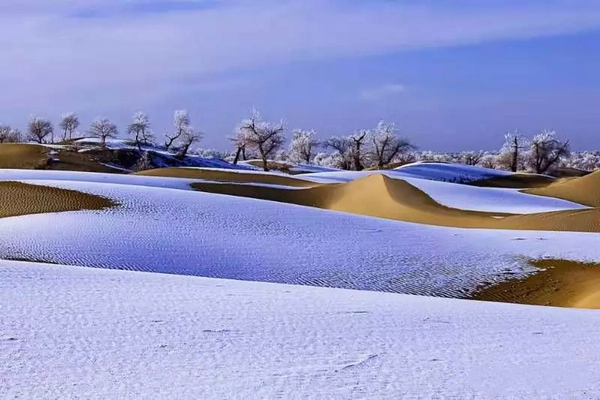 巴音布鲁克镇冬天的生活,巴音郭楞自治州和静县冬天