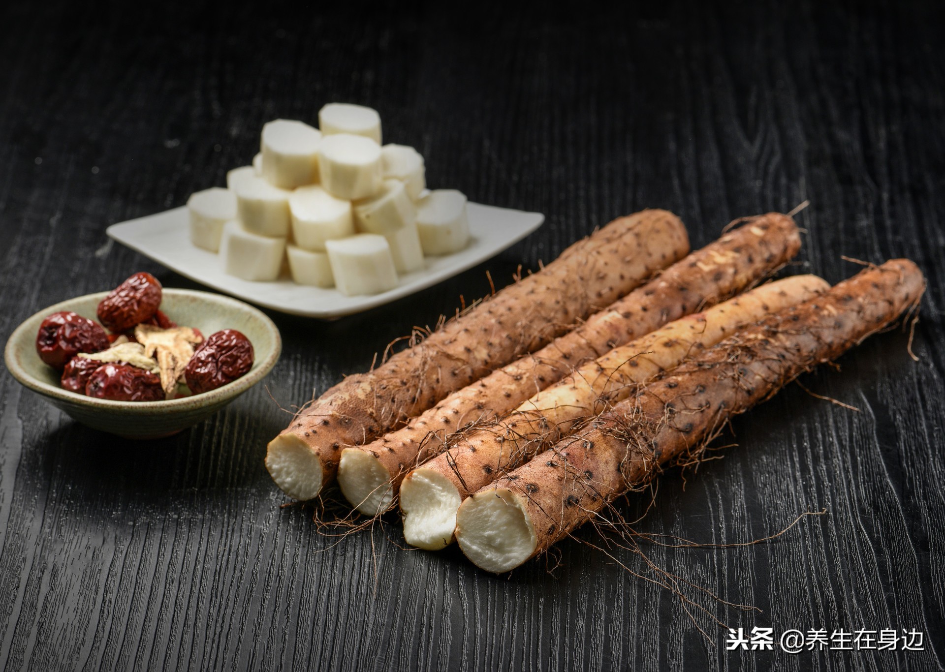 嘴唇干裂怎么办最快最有效方法,嘴唇严重干裂怎么办