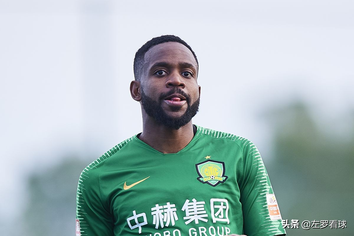 库蒂尼奥踢过中超吗,足球史上最高转会费