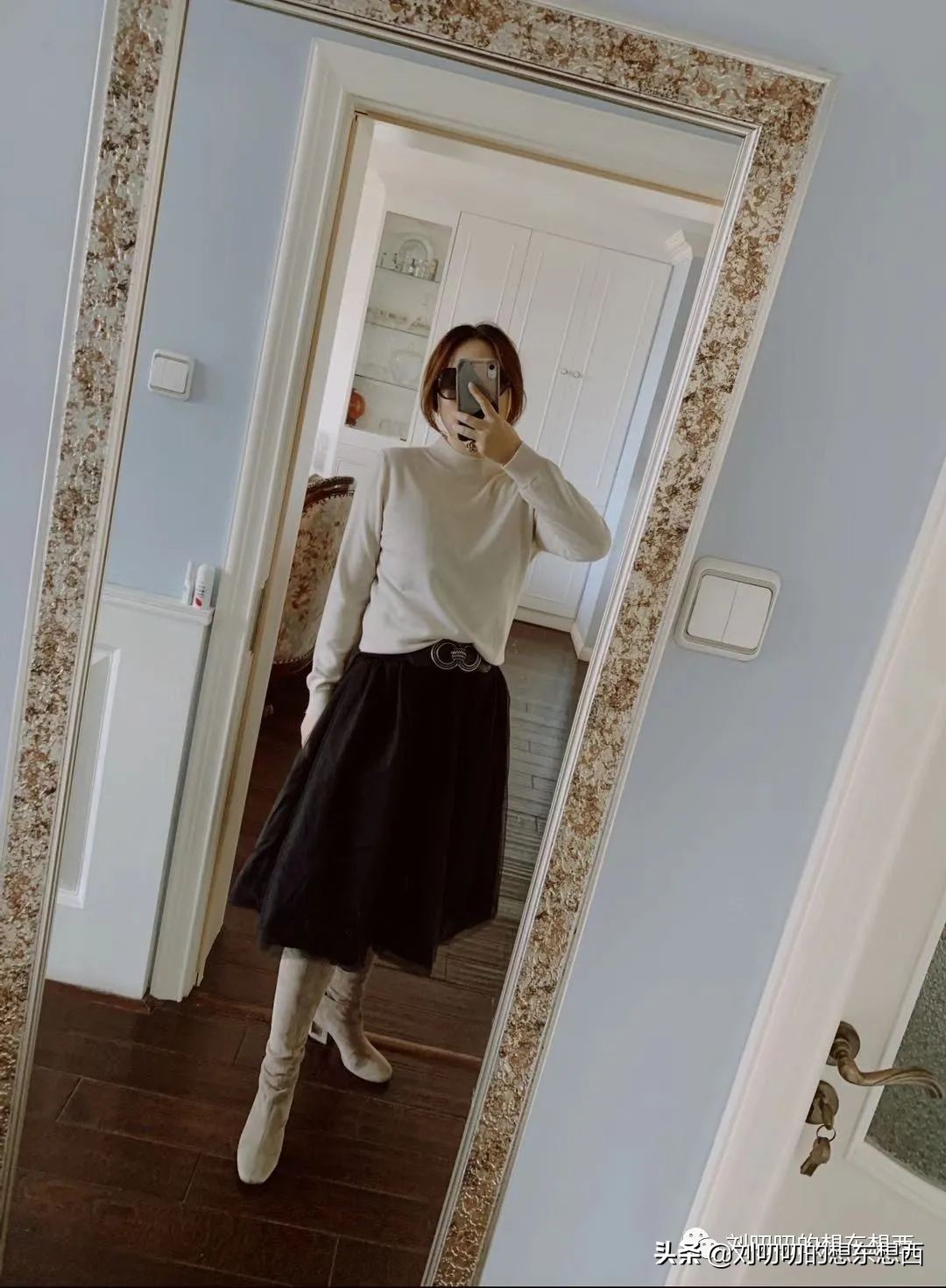 清冷风穿搭高级感冬,冬季素色长衣外套搭配