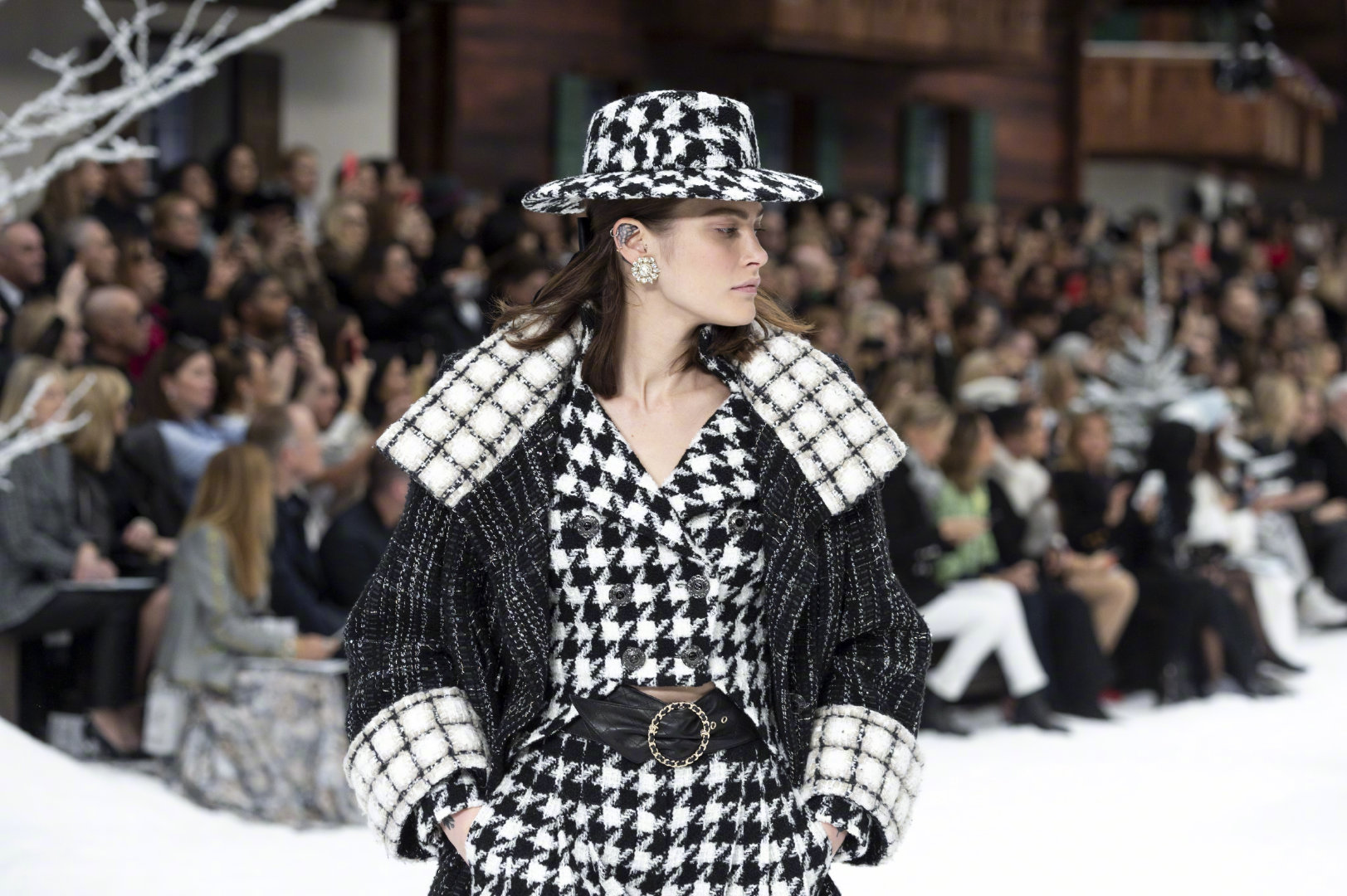 香奈儿职业装女性套装,香奈儿套装70w