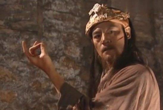 岳不群妻女,岳不群老婆宁中则扮演者