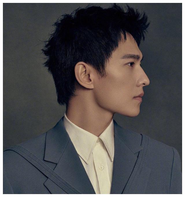 如何分辨鼻子整没整过,如何辨别鼻子有没有整过