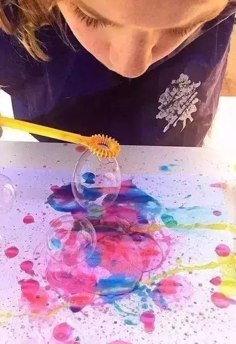 幼儿园对抗新型冠状病毒亲子游戏,预防新型冠状病毒的体能游戏