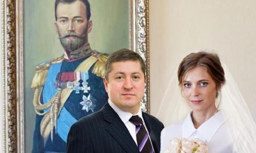 克里米亚检察官娜塔莉亚和女儿,俄罗斯检察长娜塔莉亚采访