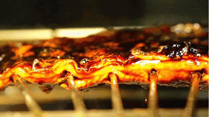 刚吃完烧烤就拉肚子什么原因,吃完烧烤拉肚子是怎么回事