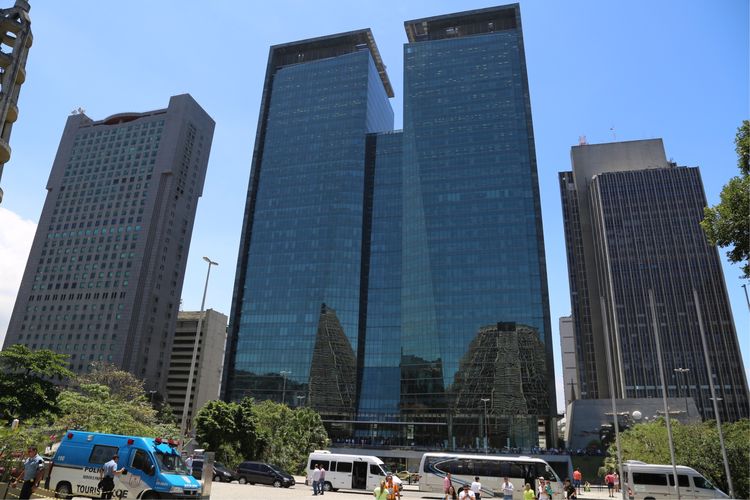 世界上最繁华的城市之一，被称为“狂欢节之都”，私藏在巴西