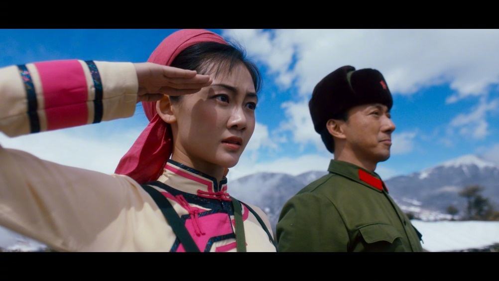 《芳华》表达的是特殊时代的美好？那是因为你没有看小说